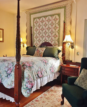 Inn At The Canal Bed & Breakfast Chesapeake City Exteriör bild